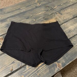 SKIMS Kim Kardashian Size 4x Cotton Logo Hot Pant New With Tags!